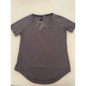 Adidas Women’s V-Neck Athletic TShirt Short Sleeve Gray Size M
